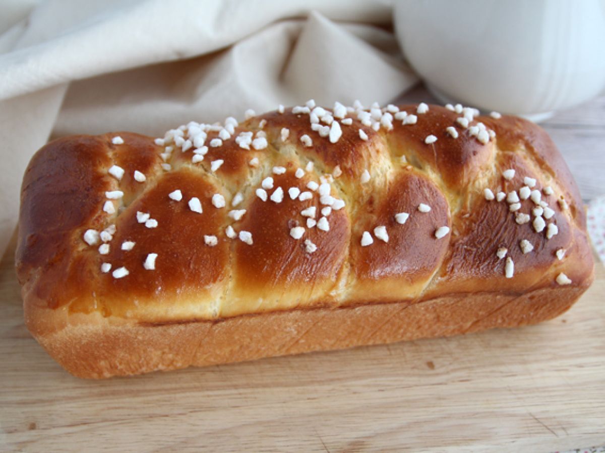 Erittäin pehmeä, voivapaa briossikakku