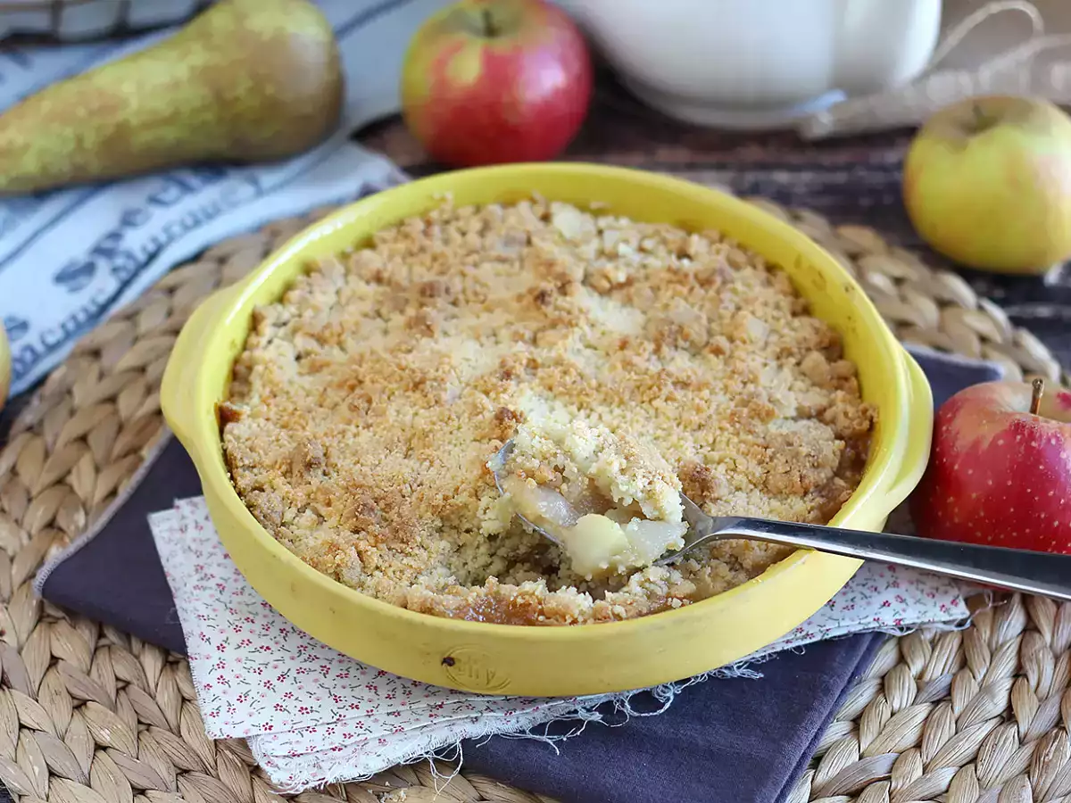 Erittäin rapea ja pehmeä omena-päärynäcrumble - kuva 5