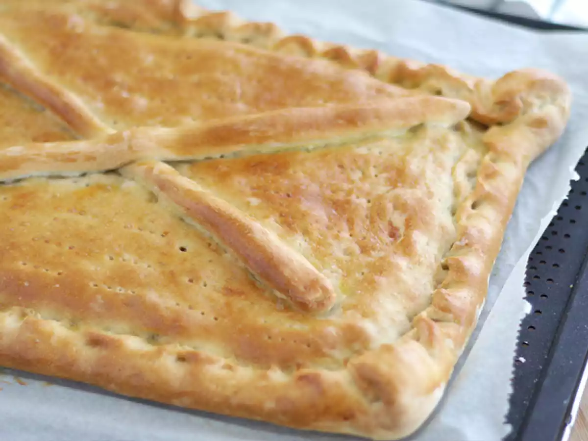 Espanjalaiset tonnikala-empanadat
