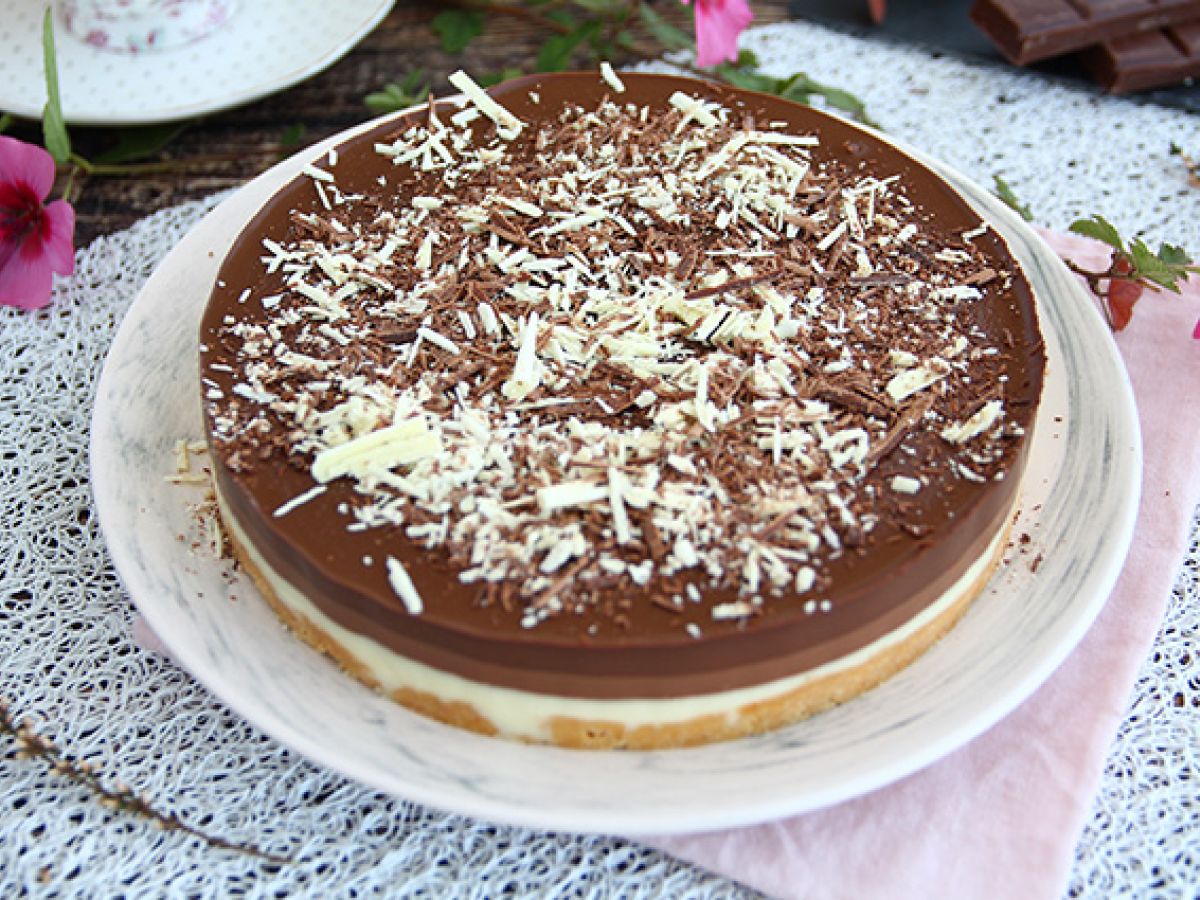 Extra suklaakakku kolmella suklaalla - kuva 2
