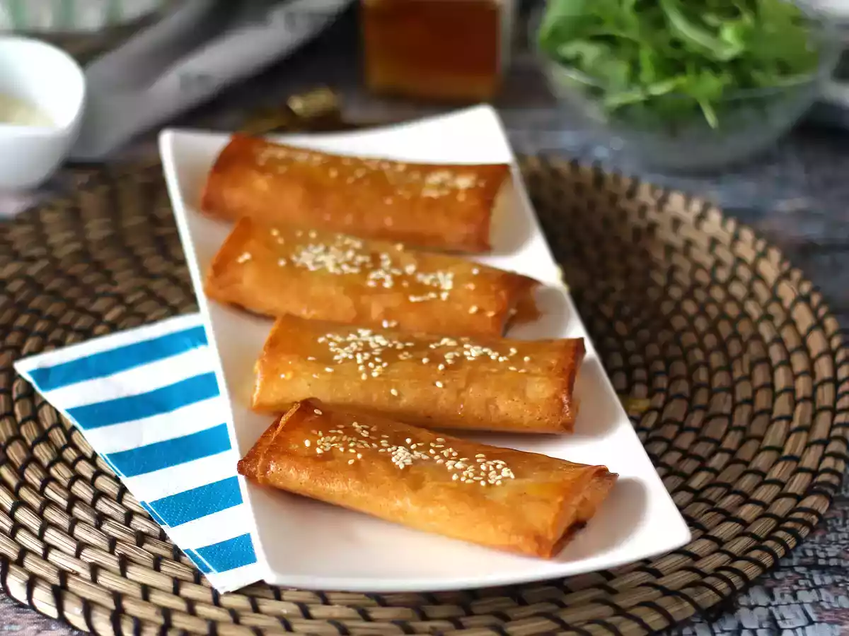 Feta Saganaki, kreikkalainen resepti fetajuustosta ja hunajasta - kuva 2