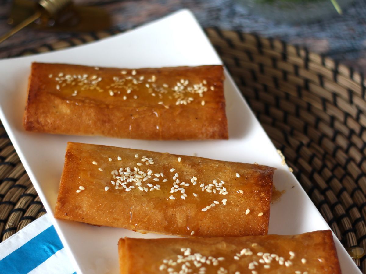 Feta Saganaki, kreikkalainen resepti fetajuustosta ja hunajasta - kuva 4