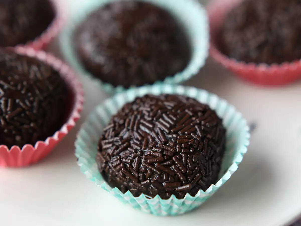 Fit-brigadeiro heraproteiinista: terveellinen, proteiinipitoinen ja huoleton herkku! - kuva 3