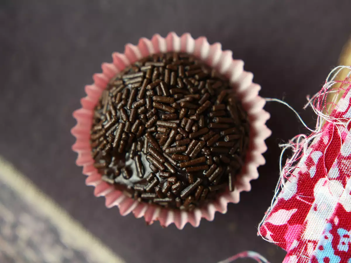 Fit-brigadeiro heraproteiinista: terveellinen, proteiinipitoinen ja huoleton herkku! - kuva 4