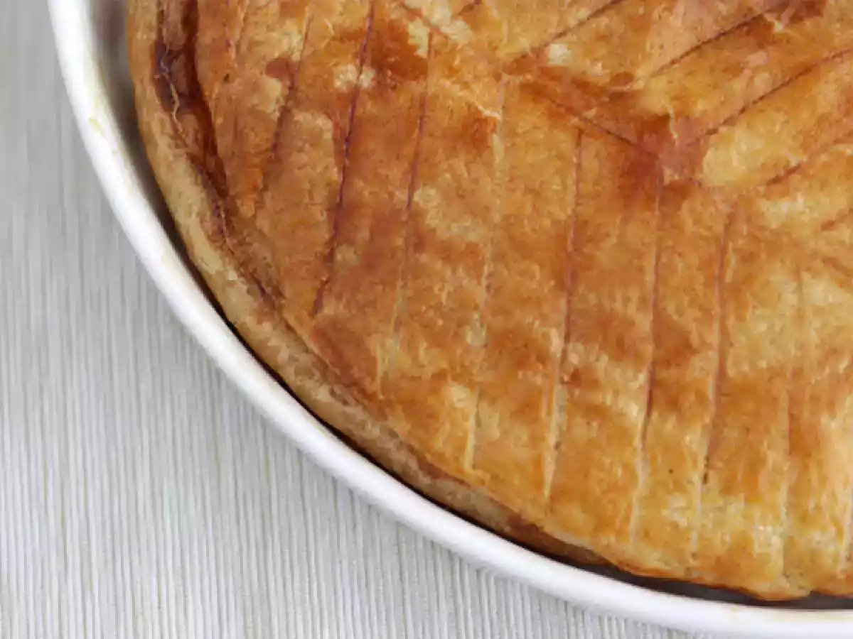 Frangipane-kuningaskakku - kuva 2