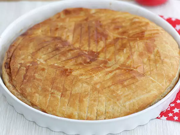 Resepti Galette des rois – ranskalainen kuninkaiden piirakka frangipanella
