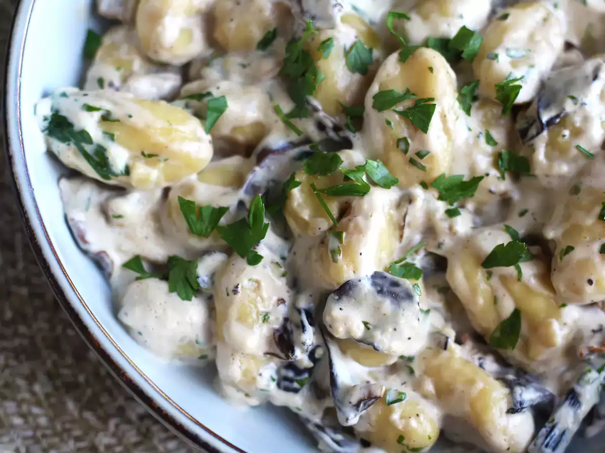 Gnocchi sienillä, maukas ja helppo ensimmäinen ruokalaji - kuva 3