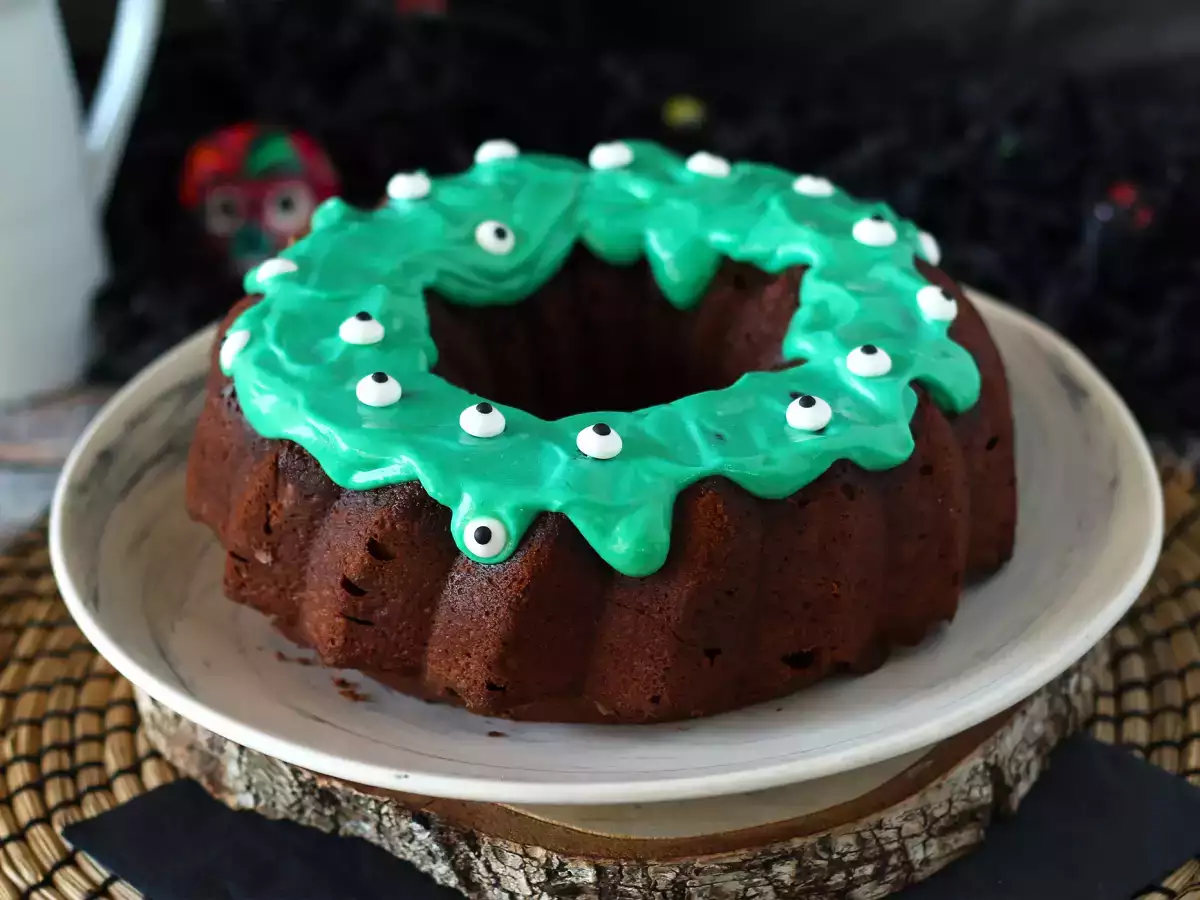 Halloweenin suklaabundt-kakku – herkullisen suklainen rengaskakku - kuva 6