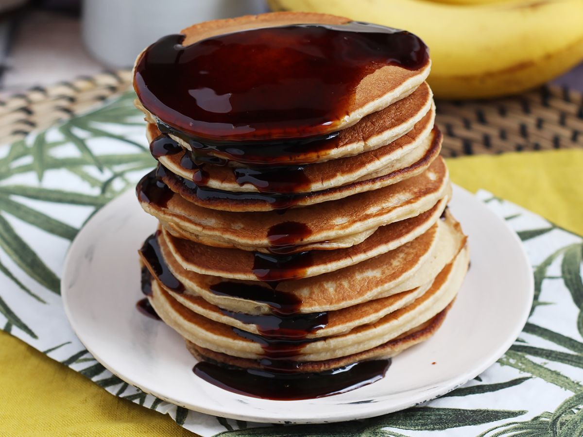 Helppo banaanipannukakku