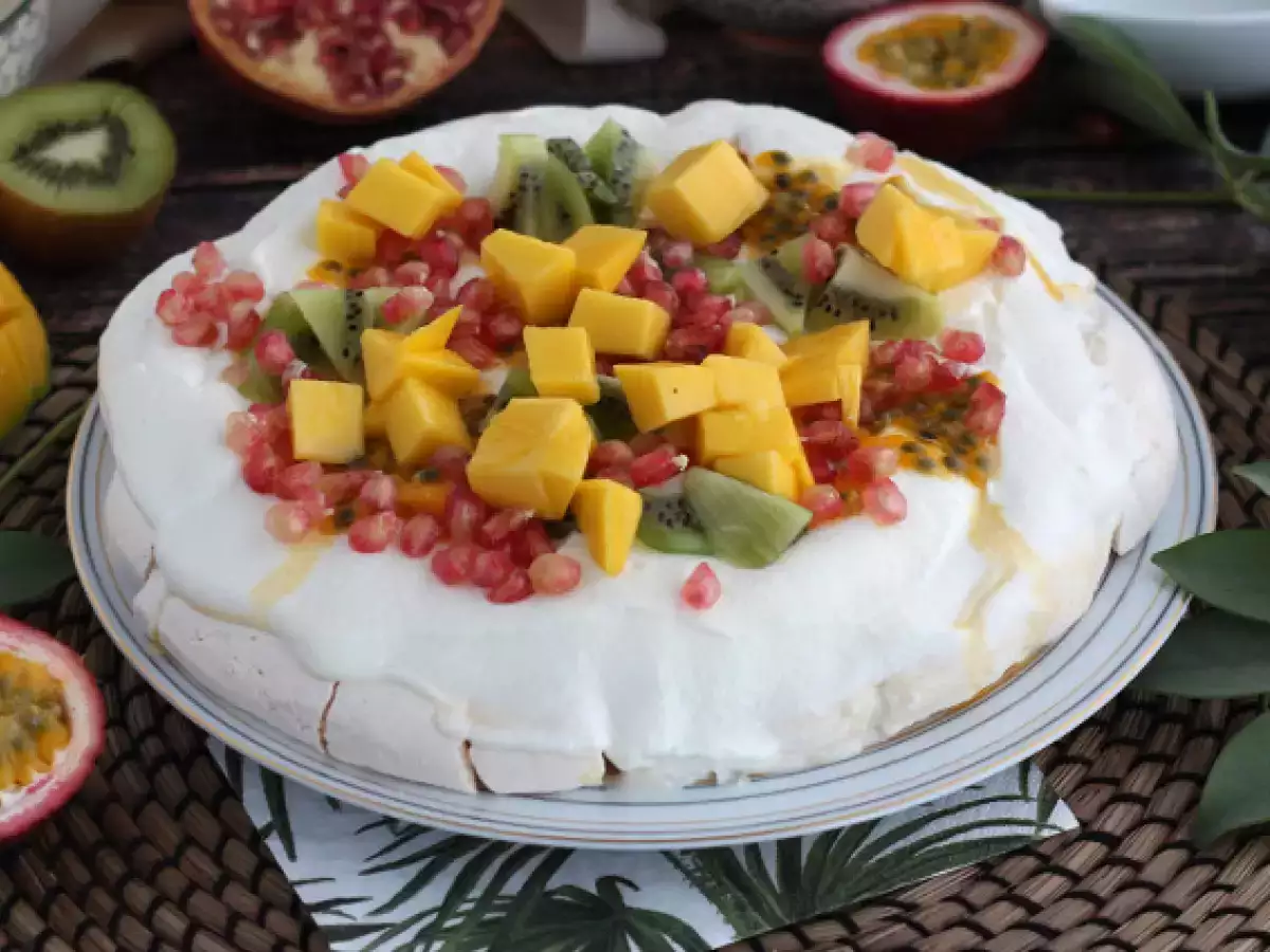 Helppo eksoottisten hedelmien pavlova - kuva 3
