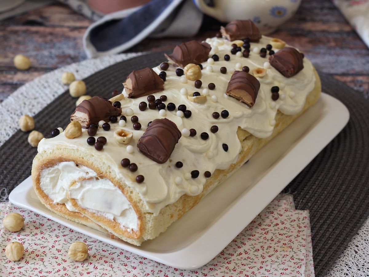 Helppo Kinder Bueno -kakku, täydellinen syntymäpäiväkakuksi tai joulubucheksi! - kuva 4
