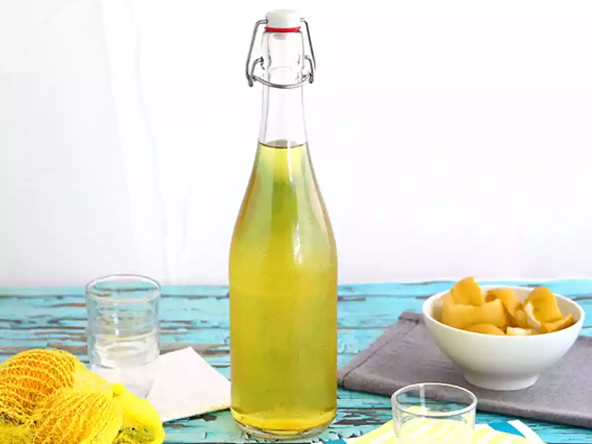 Helppo kotitekoinen limoncello