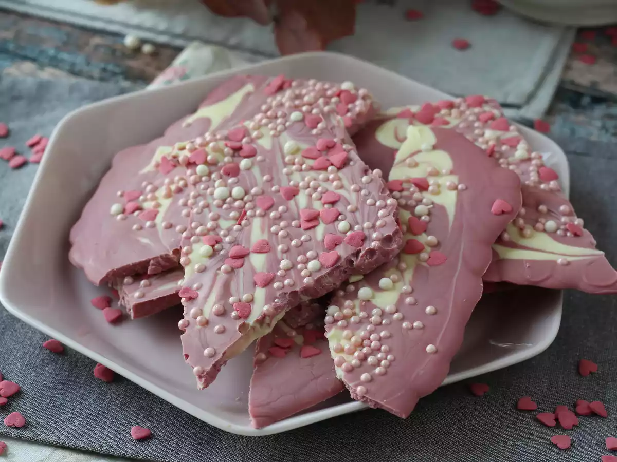 Henkilökohtainen suklaapatukka, viime hetken lahjaidea äitienpäiväksi!