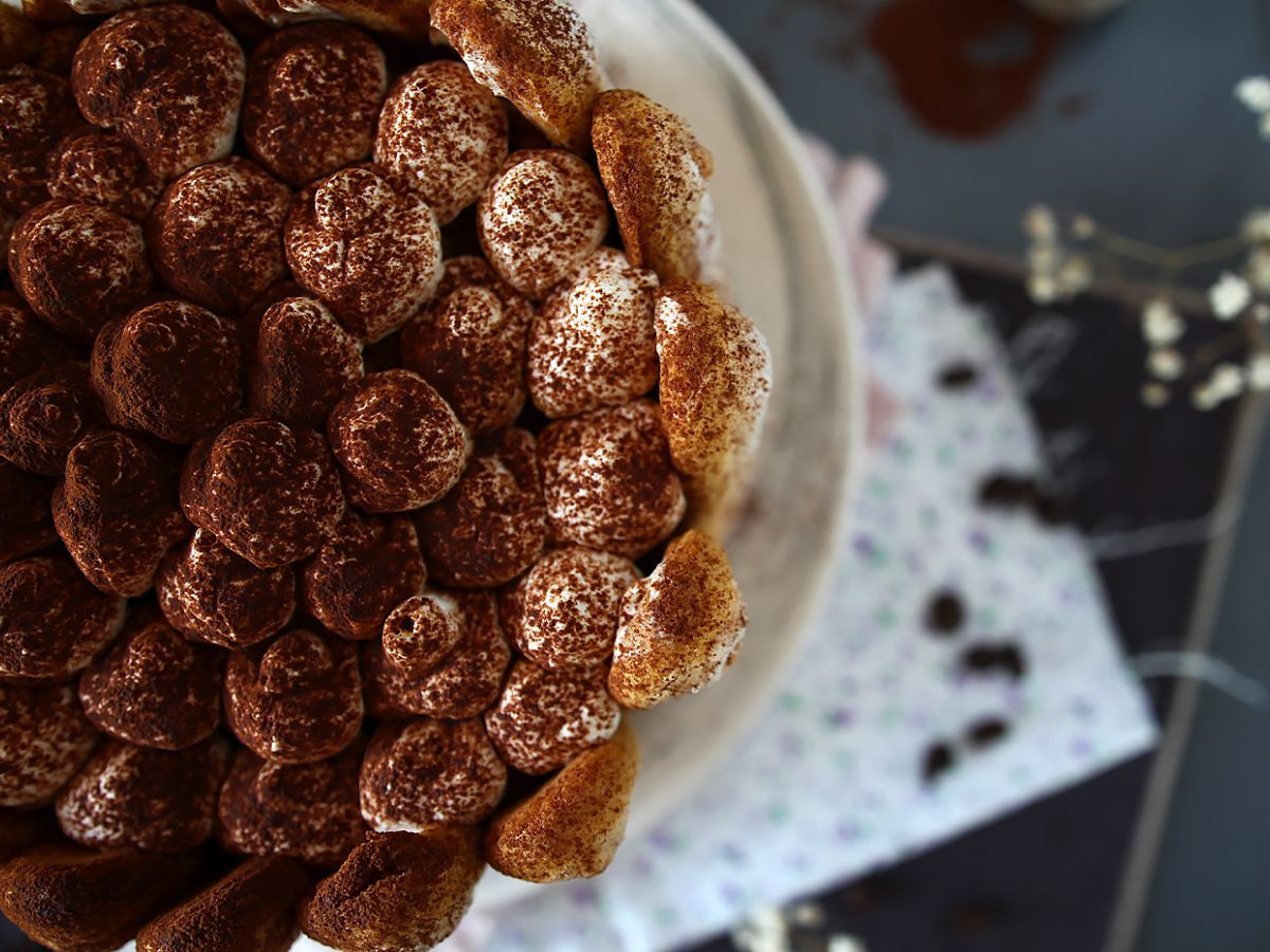 Herkullinen tiramisu-tyylinen charlotte ilman munia - kuva 5