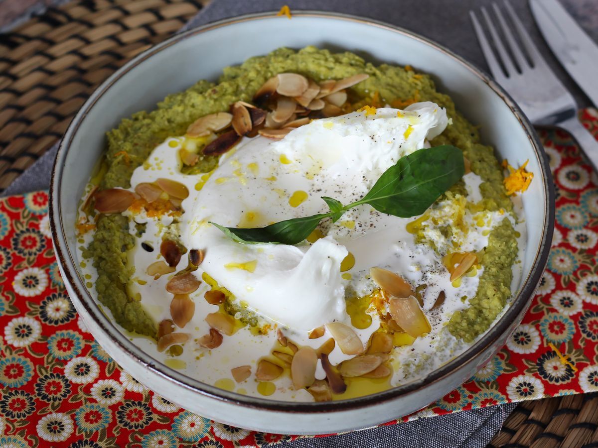 Hernelevite: täydellinen kermaisen burrata-juuston kanssa
