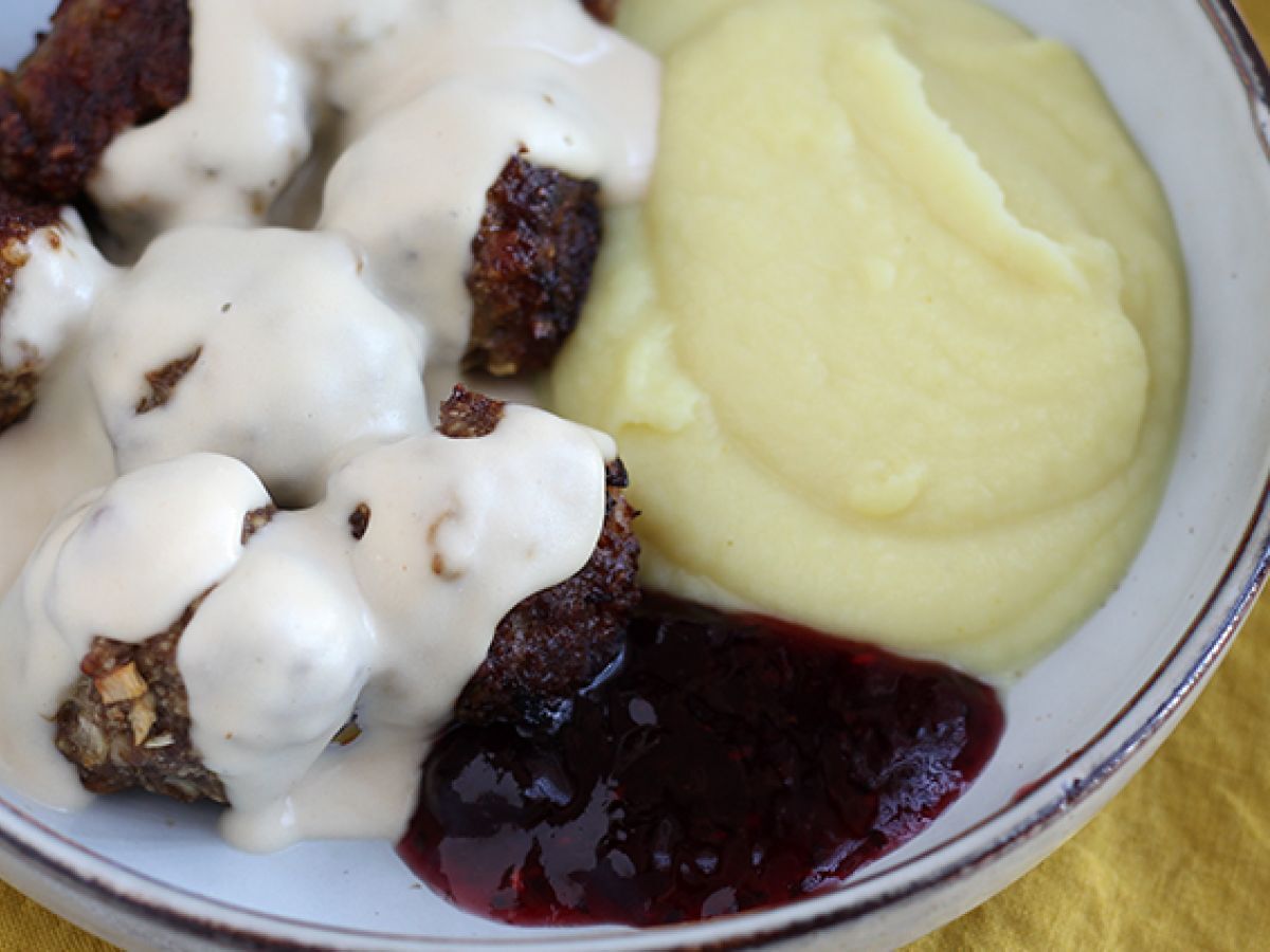 Ikean lihapullat valkoisella kastikkeella - kuva 2