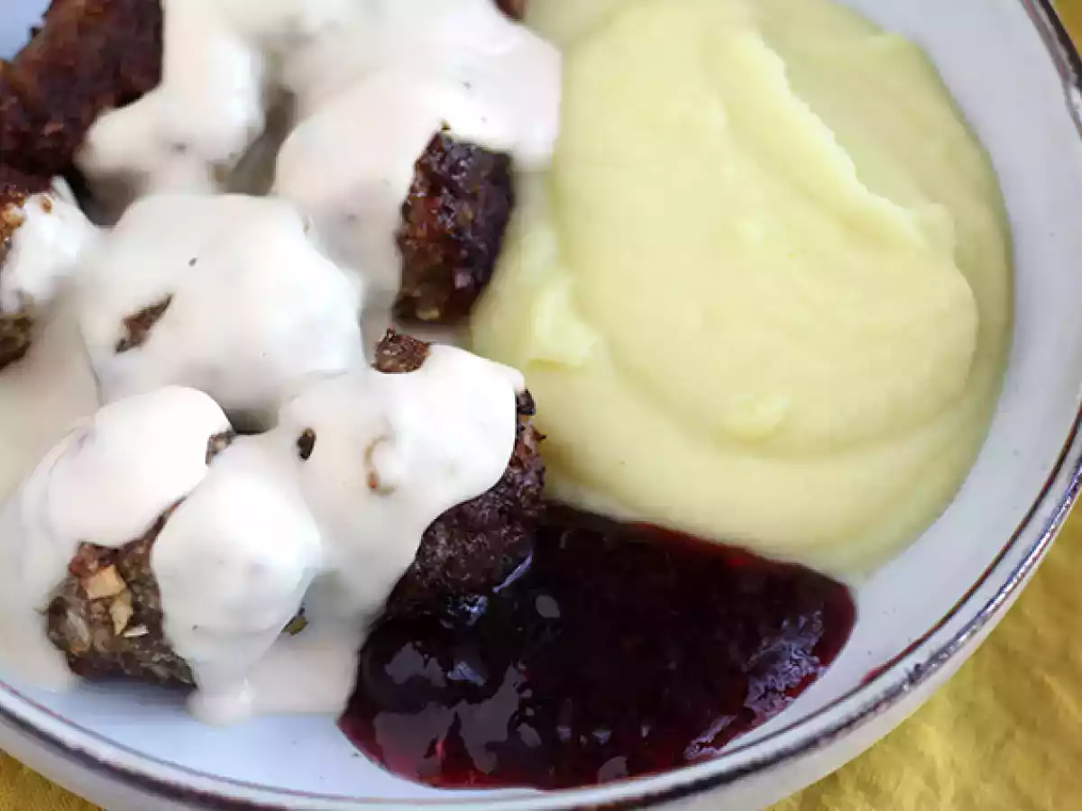 Ikean lihapullat valkoisella kastikkeella - kuva 2