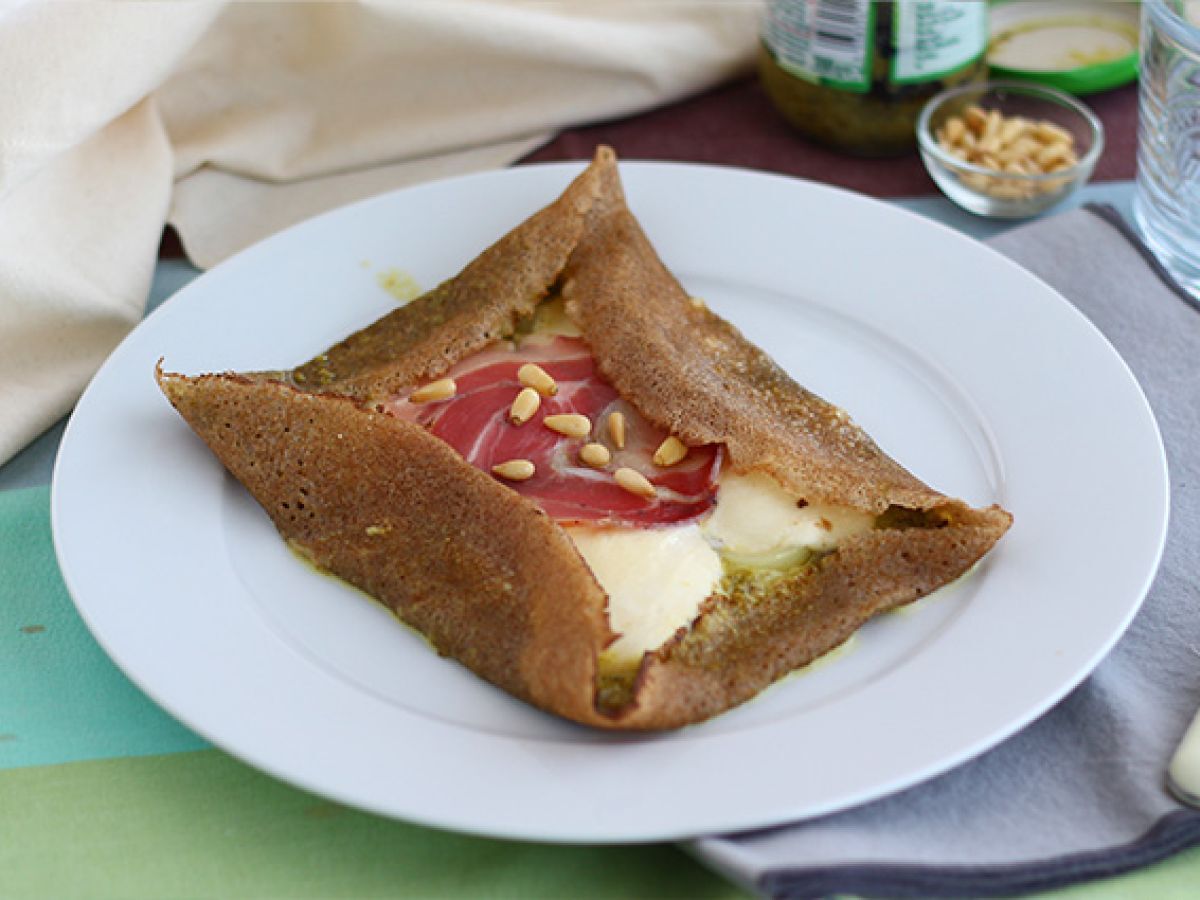 Italialaisia tattaripannukakkuja