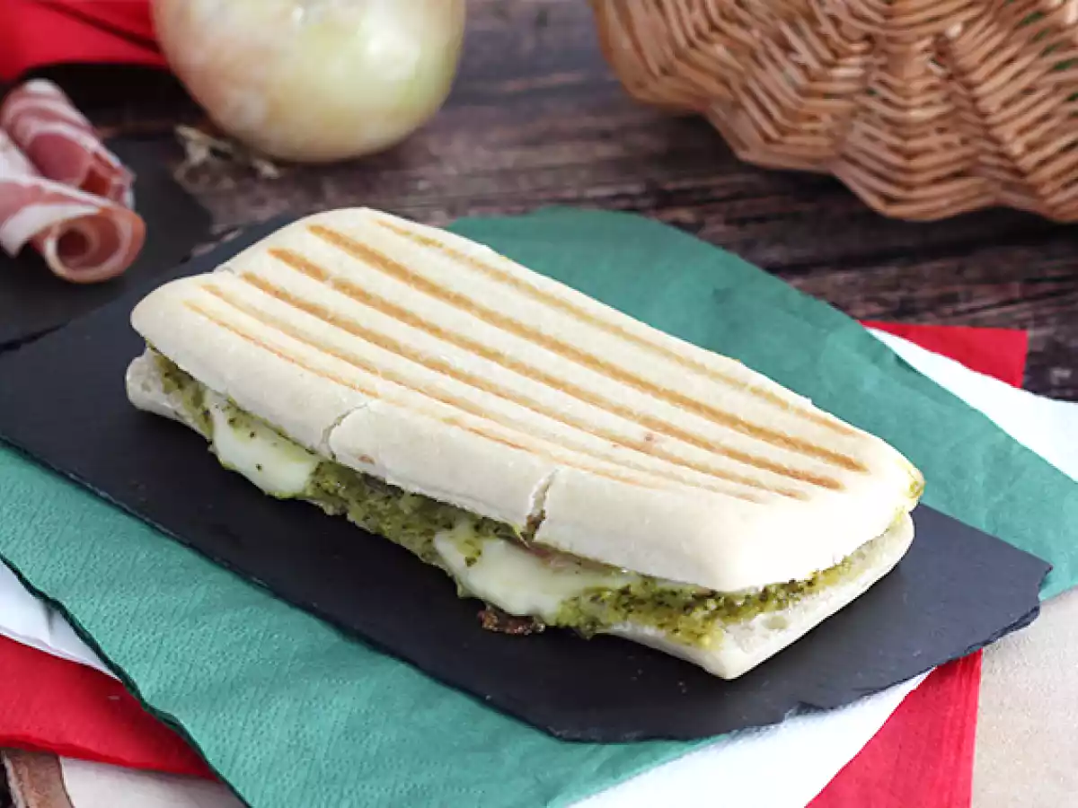 Italialaistyylinen Panini