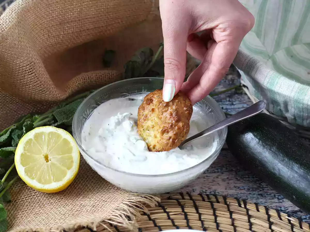 Jogurtti-, feta-, sitruuna- ja minttukastike! - kuva 4