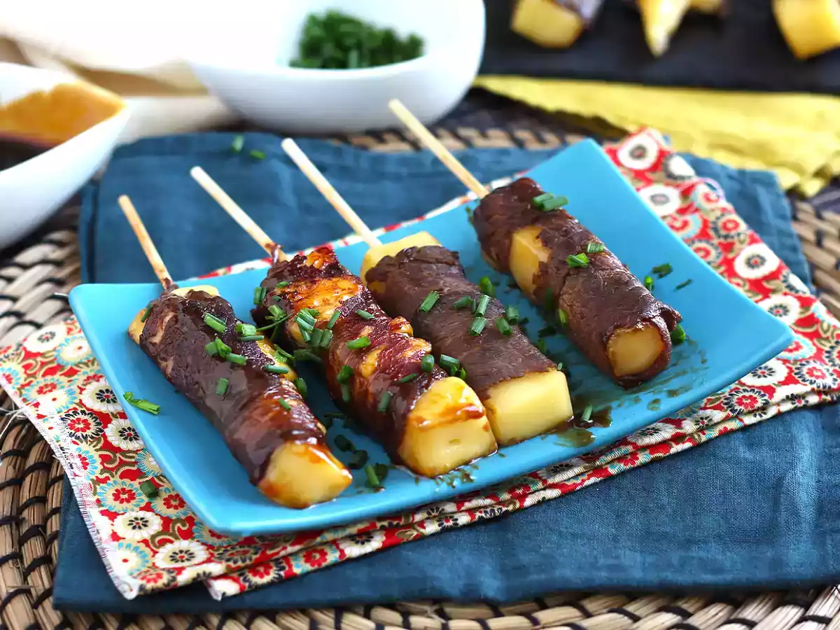 Juustolla täytetyt Yakitori naudanlihakebabit - kuva 2