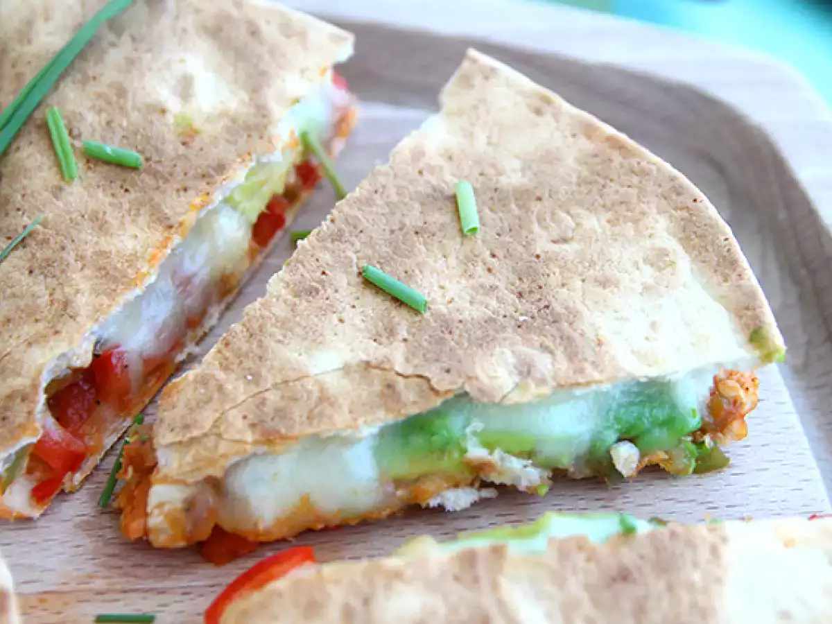 Kanaa ja avokadoa quesadillat - kuva 3