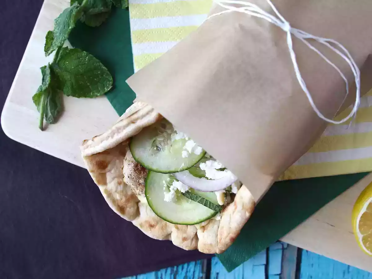 Kanahyros, kreikkalainen voileipä, jota tulet rakastamaan! - kuva 3