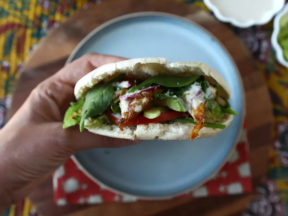 Kanan shawarma ilmakeittimessä, pitaleipä ja tahinikastike - kuva 4