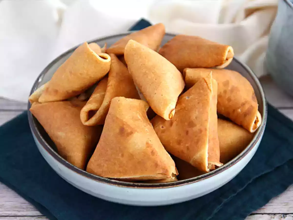 Karamellisoitujen omenoiden pannukakkusamoussat - kuva 2