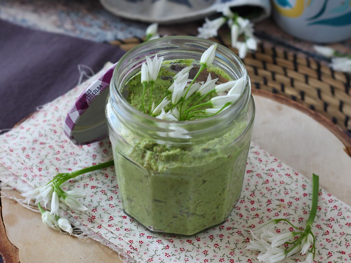Karhun valkosipulipesto, tuoksuva ja supermaukas! - kuva 3