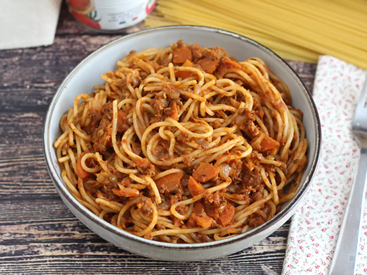 Kasvisbolognese spagetille! - kuva 3