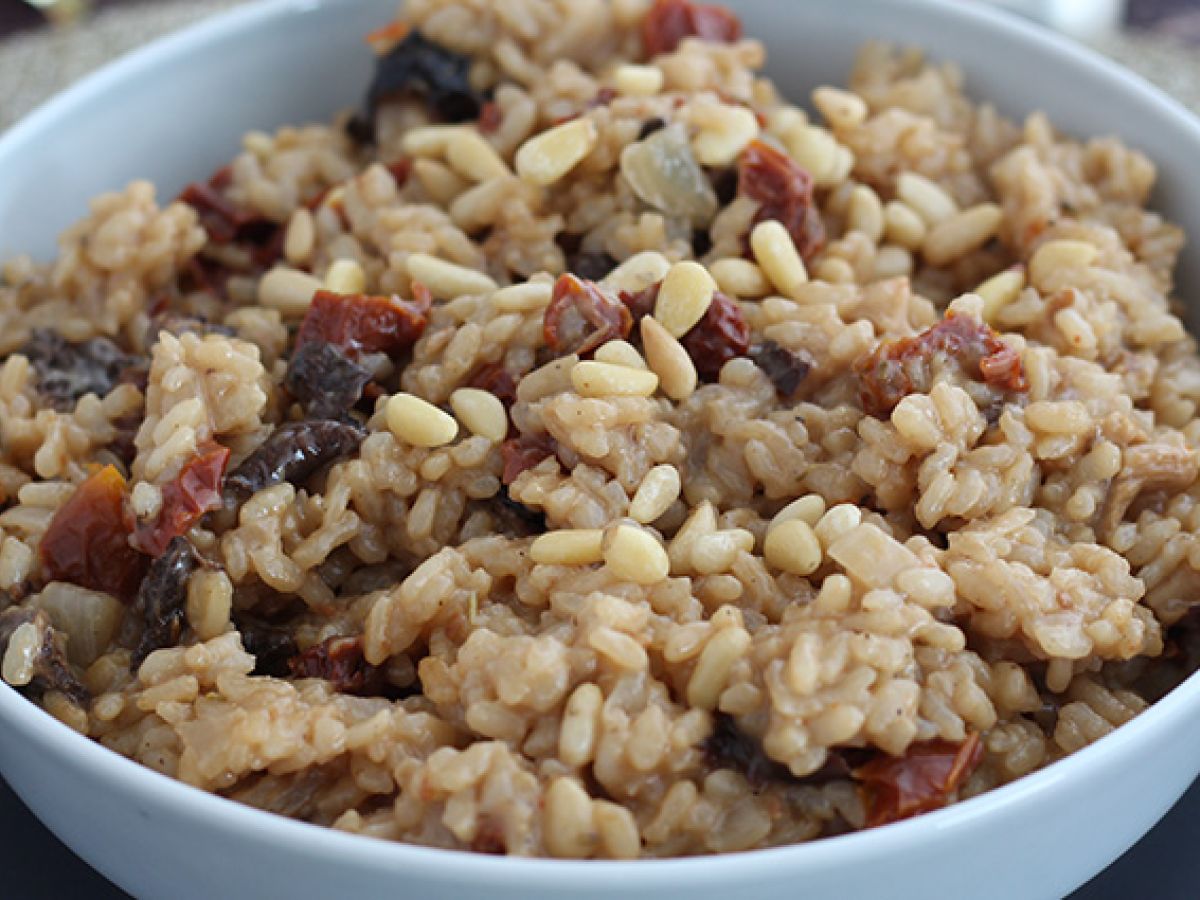 Kasvisrisotto aurinkokuivattujen tomaattien ja sienien kanssa - kuva 5