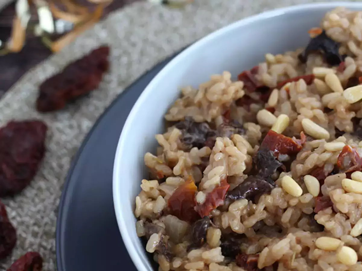 Kasvisrisotto aurinkokuivatuilla tomaateilla ja sienillä - kuva 2