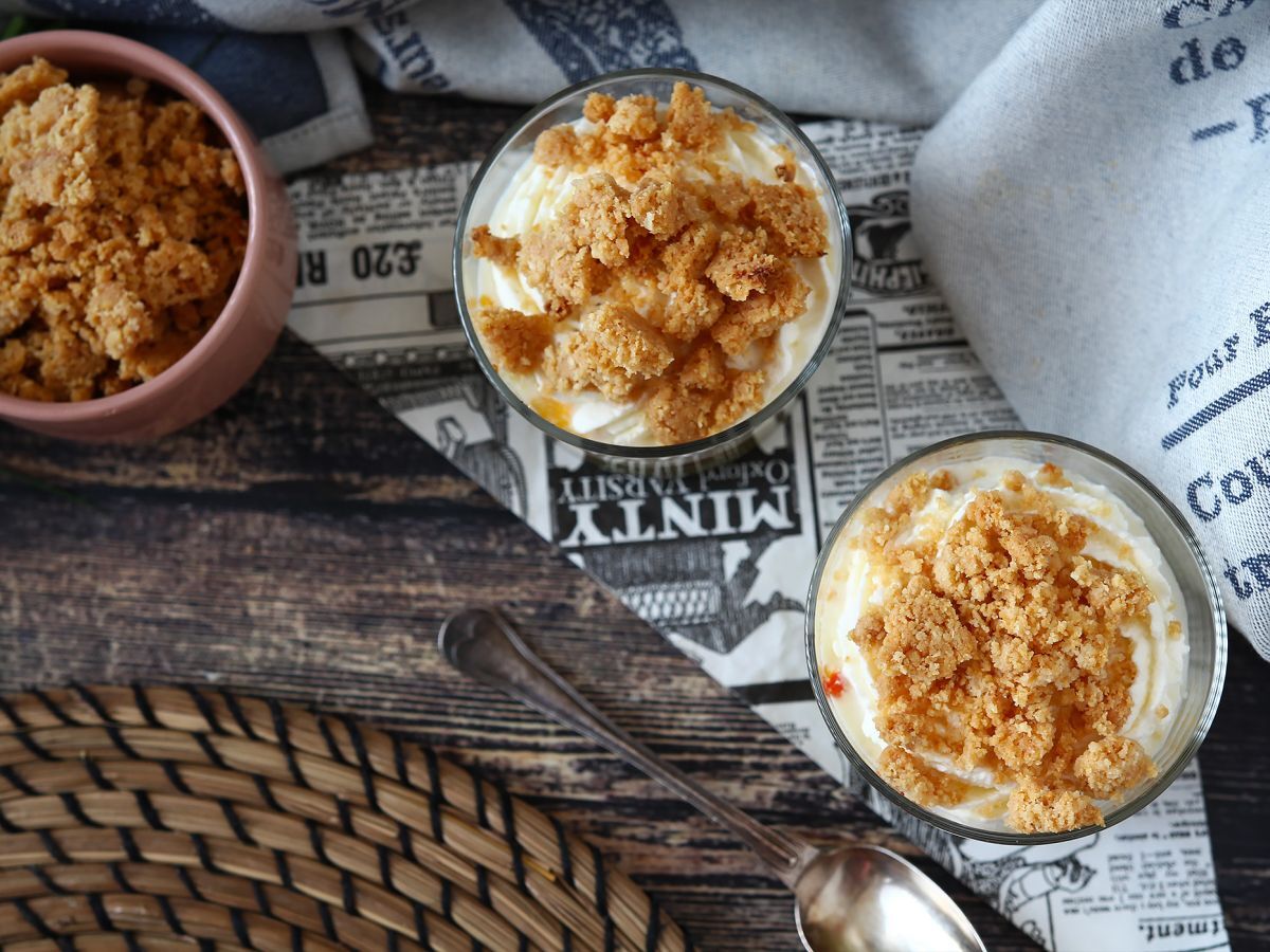 Kasvissyöjän verrines: hernekeittoa, parmesaanimurskaa ja mascarponekermaa. - kuva 3