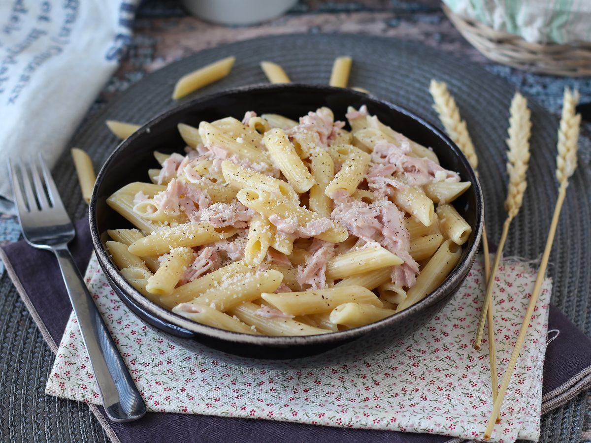 Kerma-kinkkupasta: kermaista, nopeaa ja vastustamatonta! - kuva 2