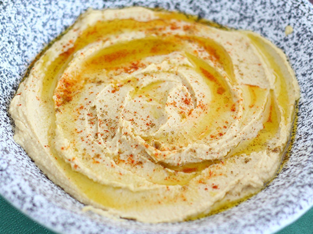Kermainen libanonilainen hummus - kuva 2