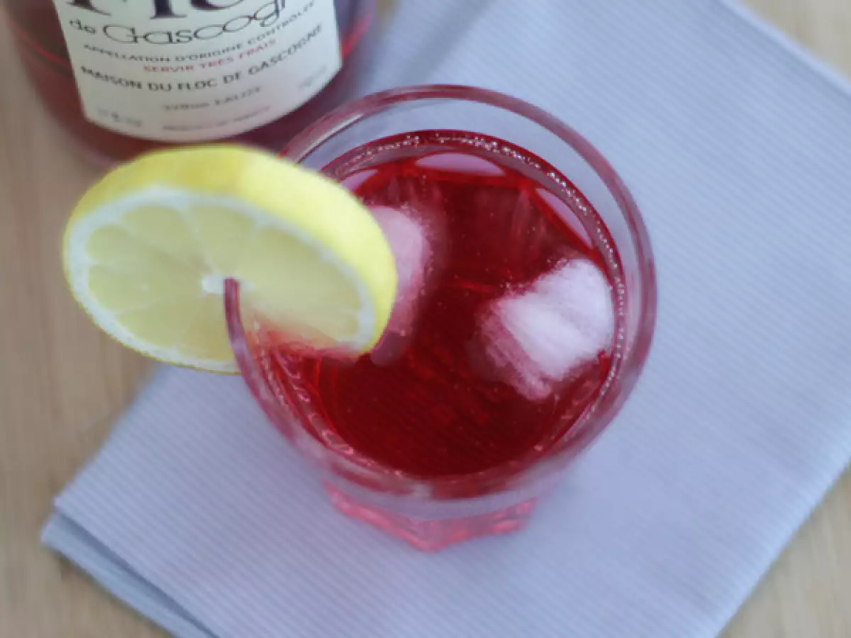 Kesäinen Floc de Gascogne -cocktail - kuva 2