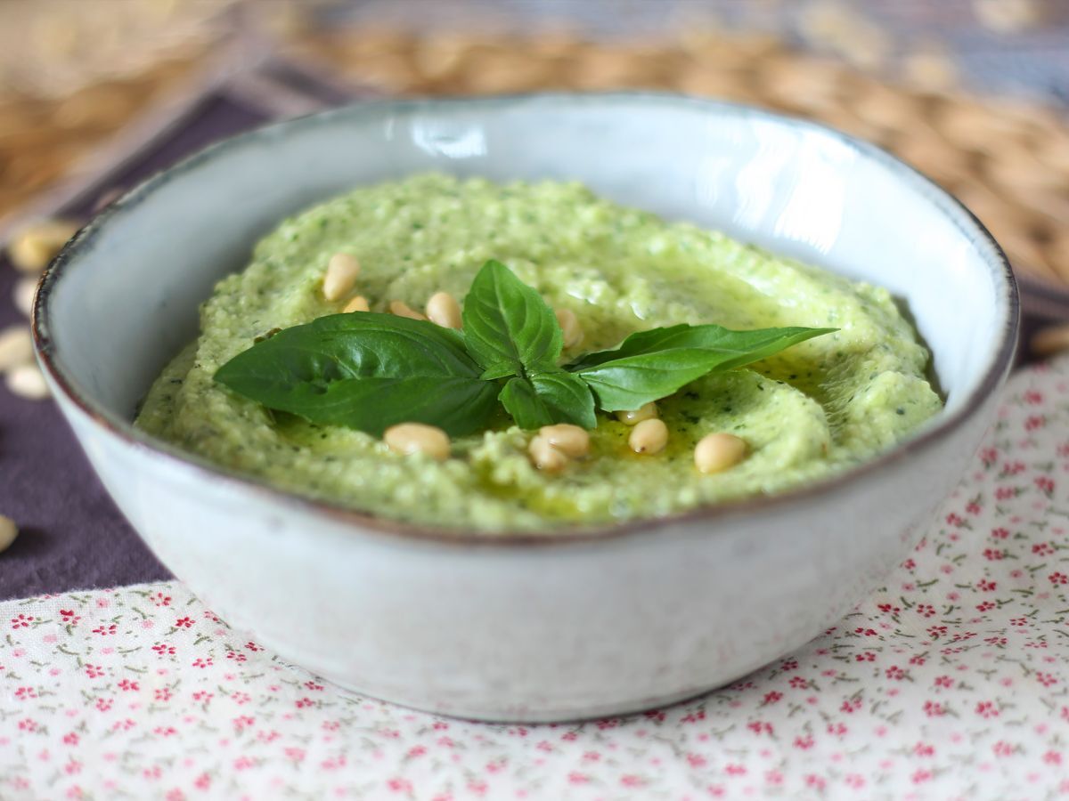 Kesäkurpitsa-pesto, nopea ja maukas resepti ilman kypsennystä. - kuva 3