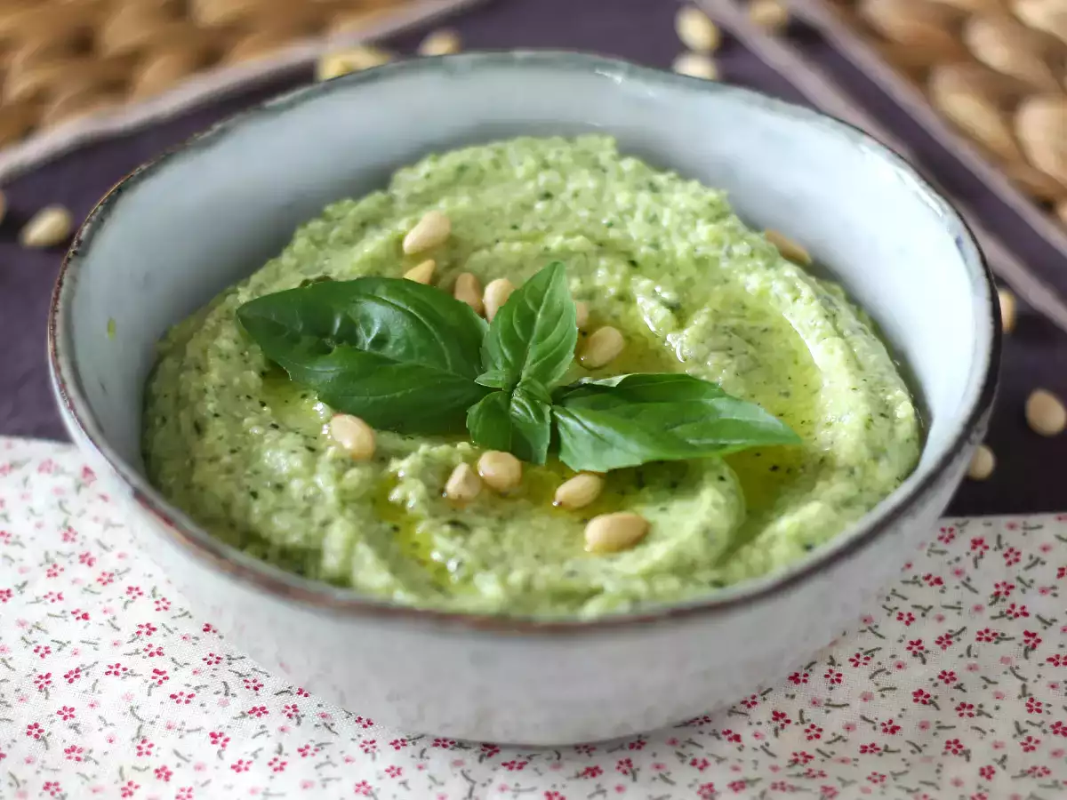 Kesäkurpitsa-pesto, nopea ja maukas resepti ilman kypsennystä. - kuva 4