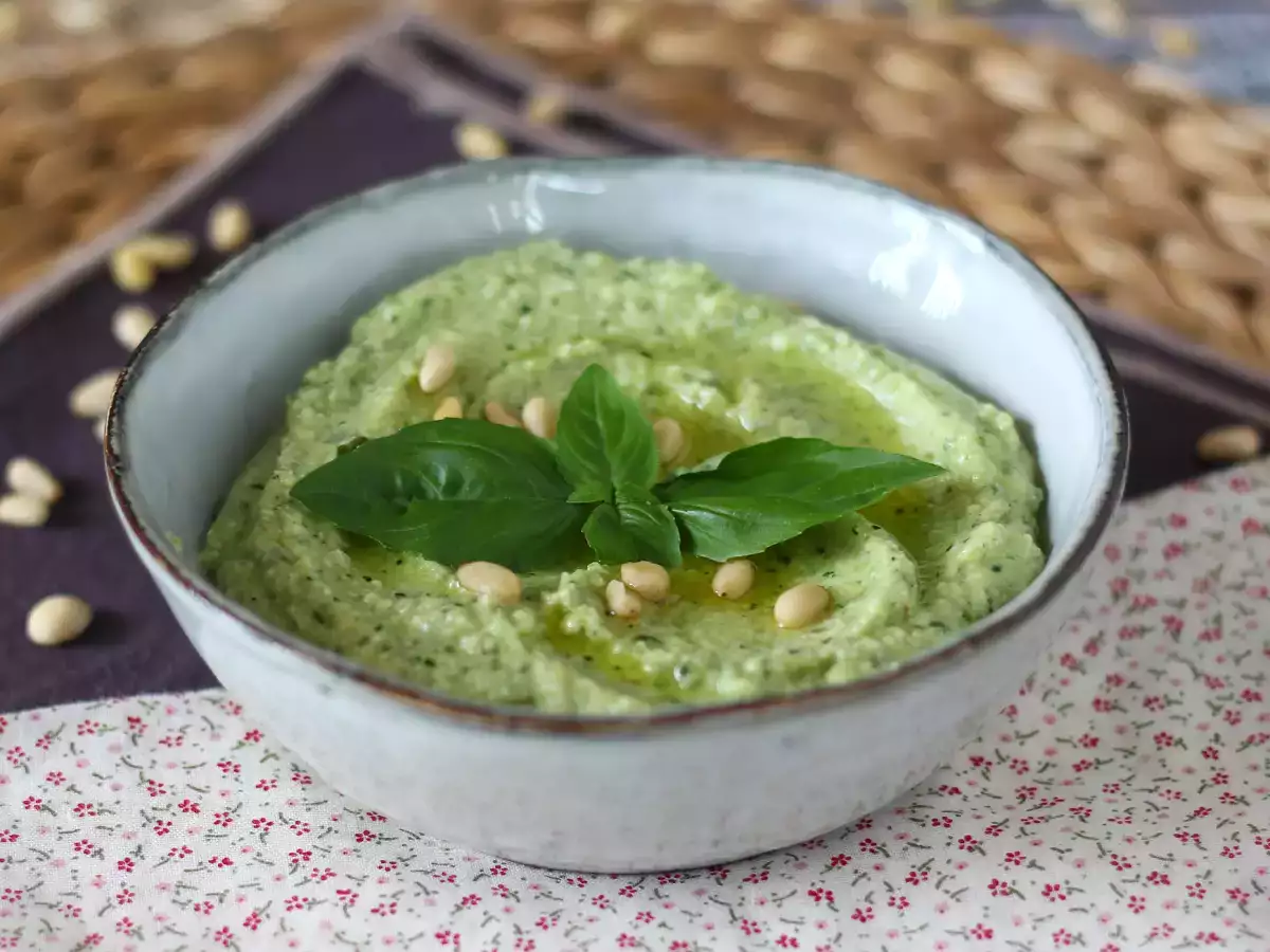 Kesäkurpitsapesto – nopea ja herkullinen resepti ilman kypsennystä