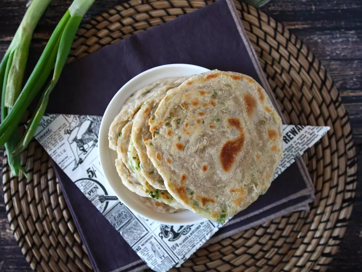Kiinalaiset kevätsipulipannukakut – scallion pancakes - kuva 5