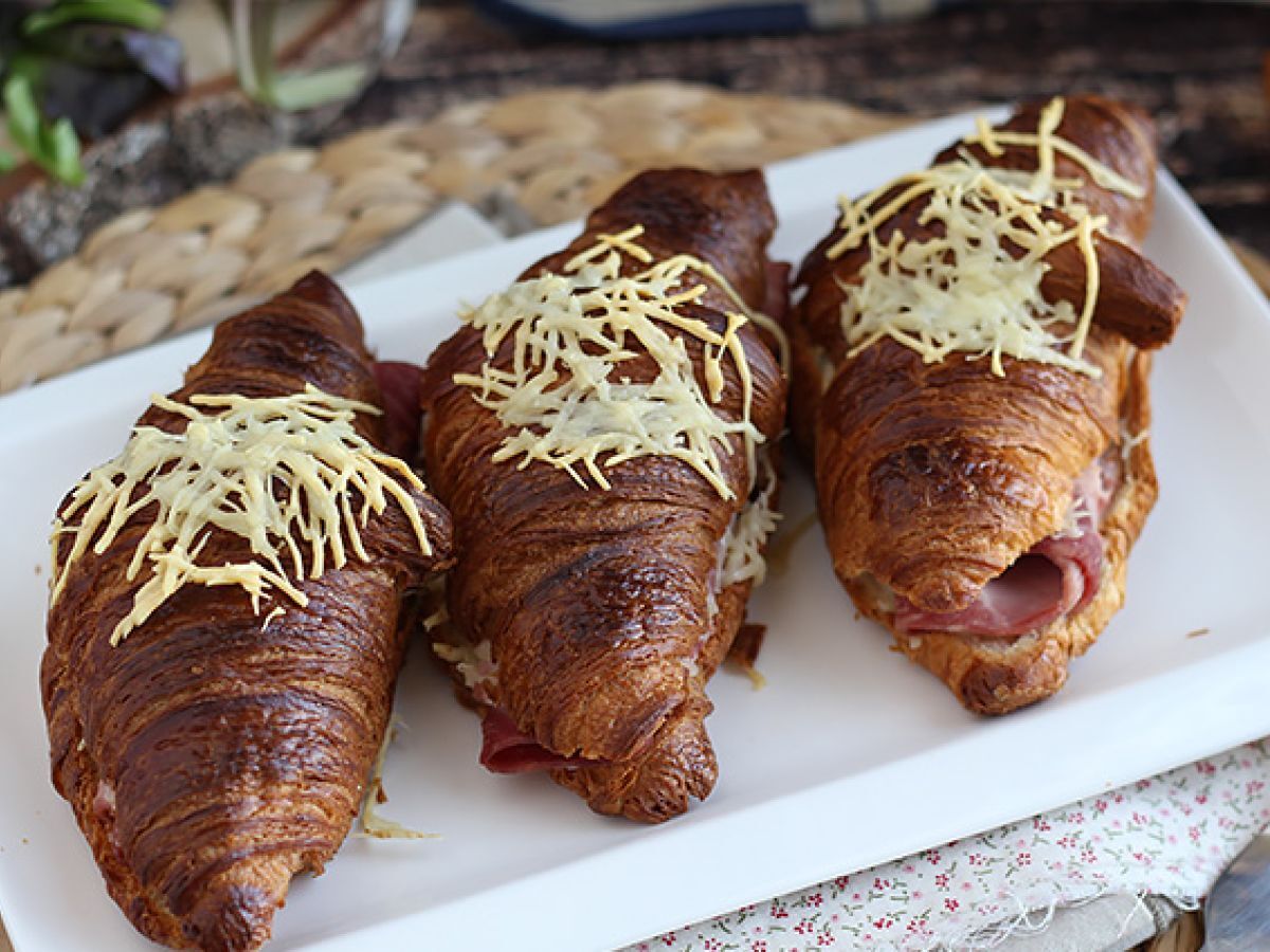 Kinkku-juustocroissantit - kuva 3