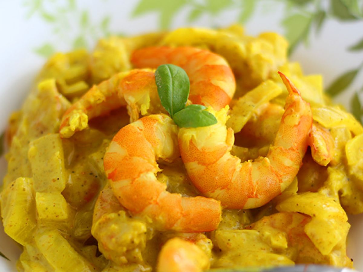 Kookosmaidolla maustettu pikakatkarapucurry - kuva 3