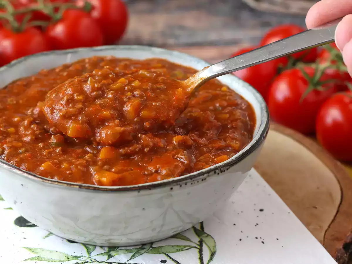 Kotitekoinen bolognese-kastike - ragù alla bolognese (ragù alla bolognese) - kuva 5