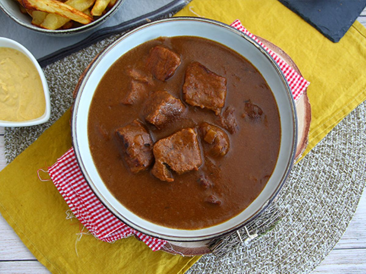 Kotitekoinen flaamilainen carbonnade - kuva 4