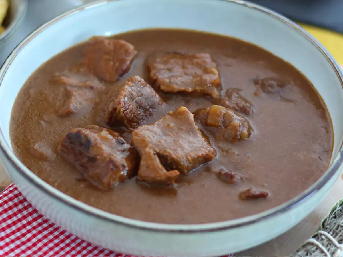 Kotitekoinen flaamilainen lihapata (carbonnade flamande) - kuva 2