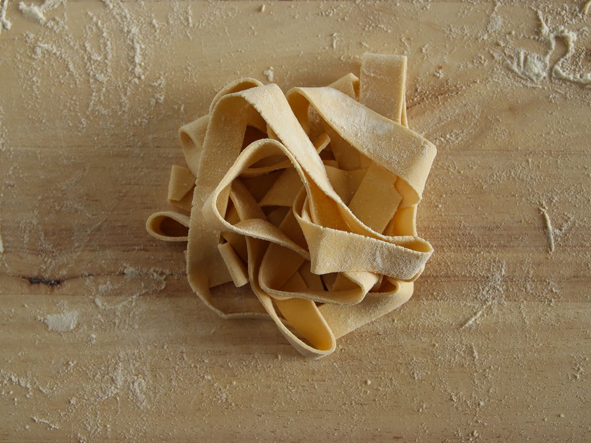 Kotitekoinen munapasta pappardelle: resepti vaihe vaiheelta - kuva 6