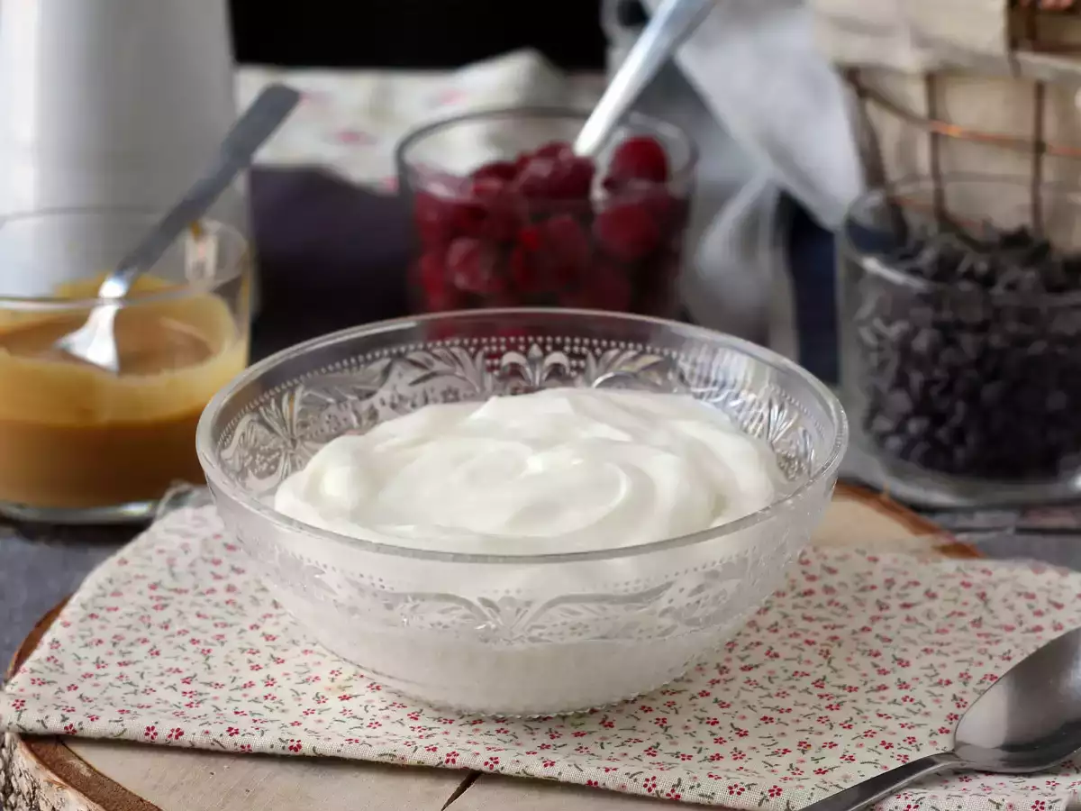 Kotitekoinen skyr – helppo ja edullinen resepti - kuva 6