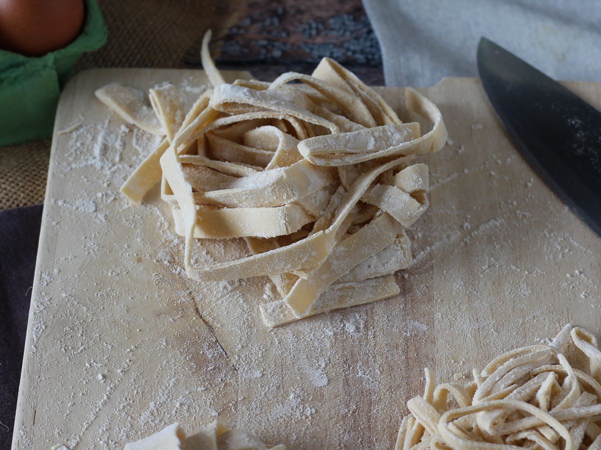 Kotitekoinen tagliatelle, menettely selitetään vaihe vaiheelta - kuva 5