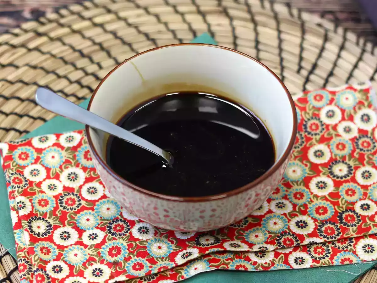 Kotitekoinen teriyaki-kastike, täydellinen lohen ja kanan kanssa! - kuva 2